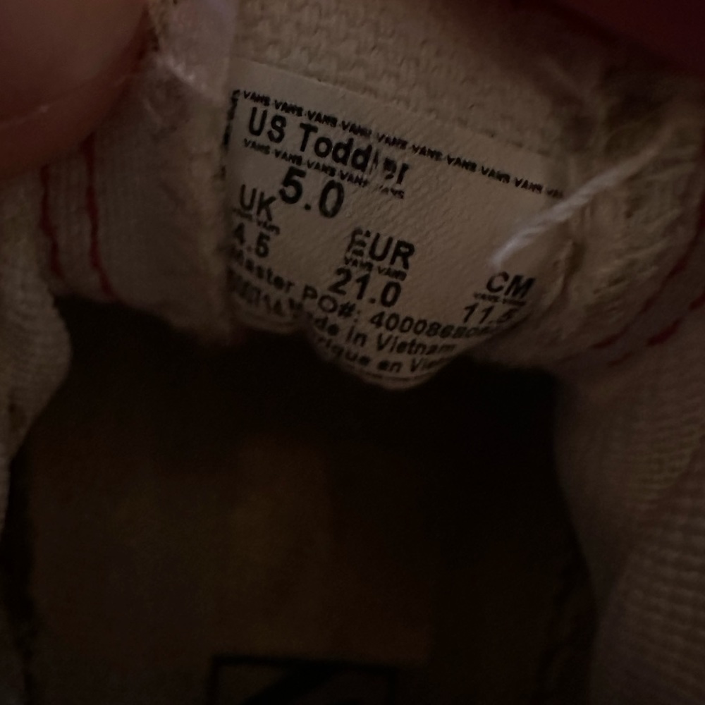 Vans - Picture 2 of 3